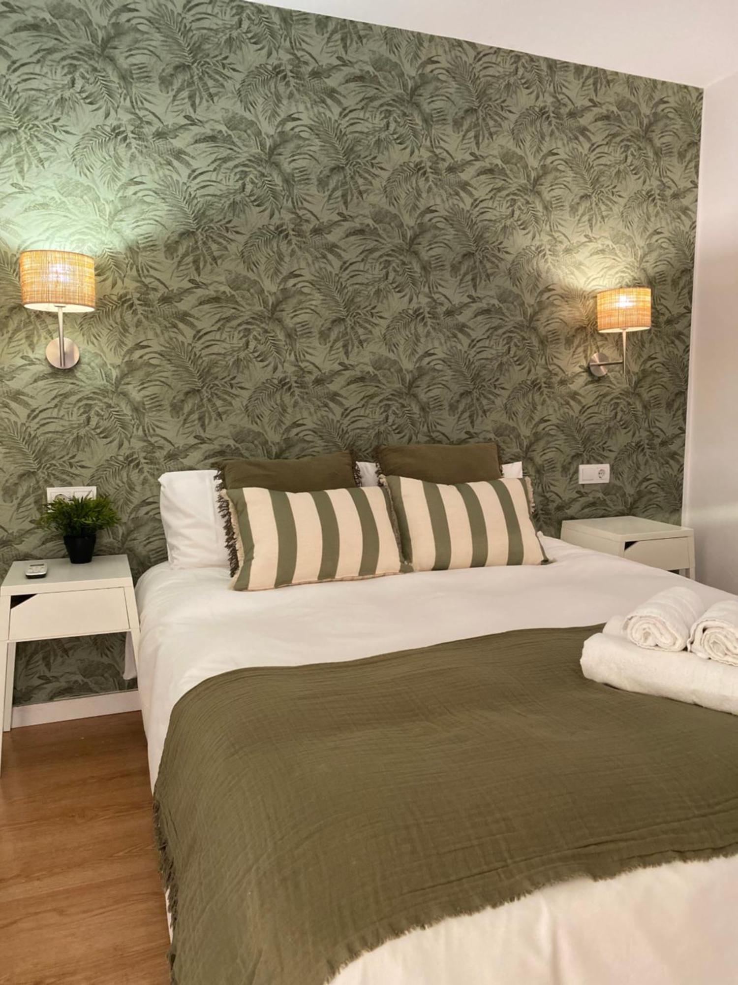 Apartment Sky Cervantes Малага Екстер'єр фото